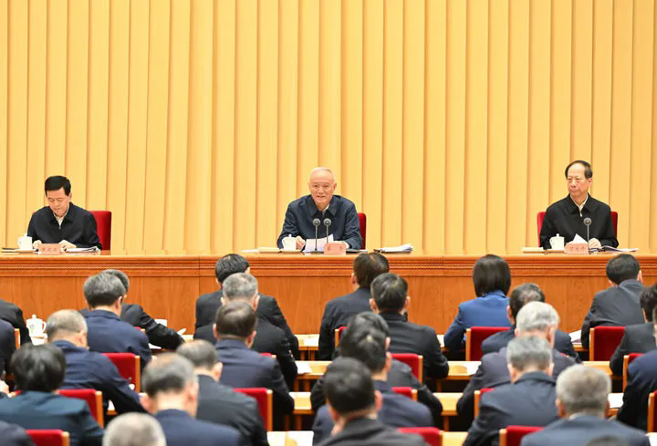 全国组织部长会议在京召开 蔡奇出席并讲话